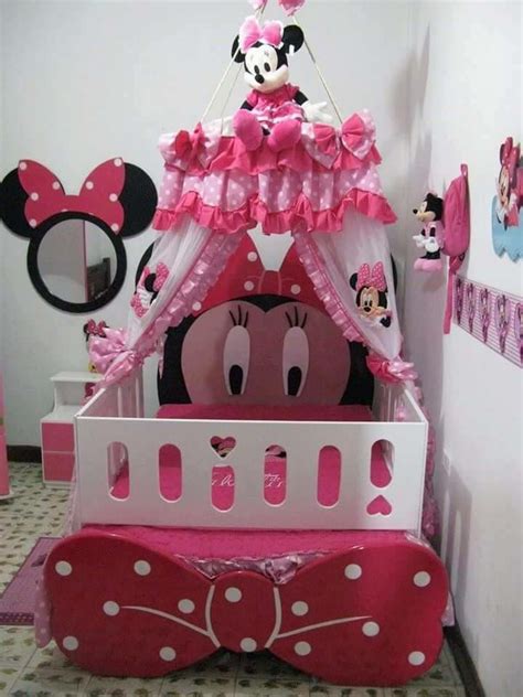 If you are currently designing your kid's bedroom or you are just looking. Cute Minnie Mouse Bedroom | Minnie mouse bedroom, Minnie ...