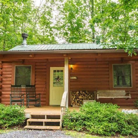 West virginia is home to traditional log cabins, luxurious mountain escapes and everything in between. WV Cabins - West Virginia Cabin Rentals near the New River ...