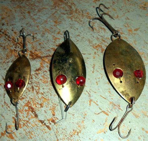 Vintage Fishing Lure Red Eye Wiggler Spoon Lure Triple Etsy