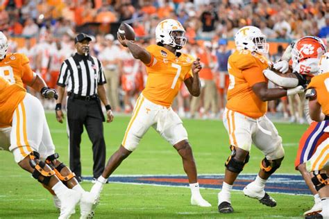 tennessee outlasts clemson to win orange bowl record first 11 win season in 21 years the athletic