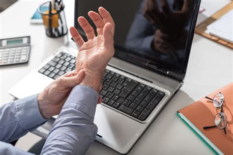 When the median nerve is compressed, the symptoms can include numbness, tingling and weakness in the hand and arm. Did Typing Cause My Carpal Tunnel Syndrome? - Health ...