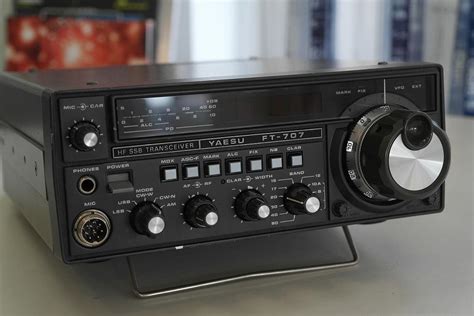 Second Hand Yaesu Ft 707 Vintage Hf Transceiver Radioworld Uk 01922