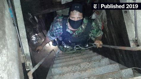 how el chapo escaped in a sewer naked with his mistress the new york times