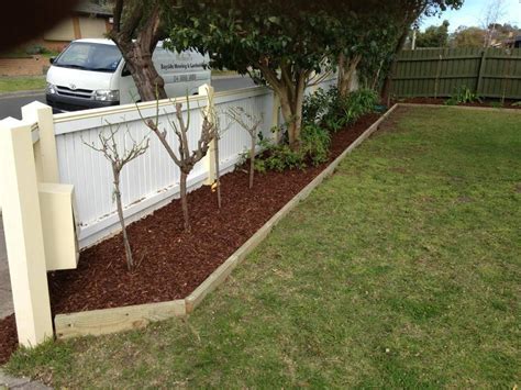 7 Ideas for Garden Edging - hipages.com.au