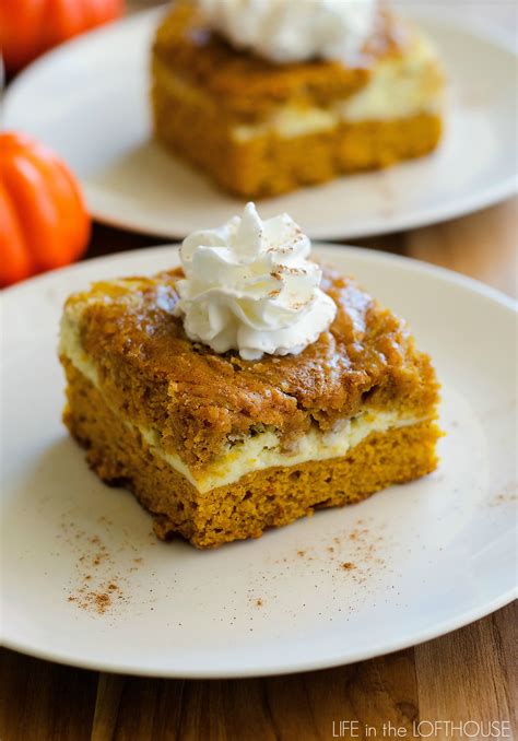 Moist and creamy, with a tantalizing aroma and beautiful presentation.ingredients:cake:1/4 cup. Pumpkin Roll Cake