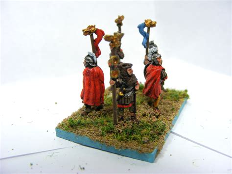 Evil Bobs Miniature Painting More Black Hat Scale Creep Display Stands