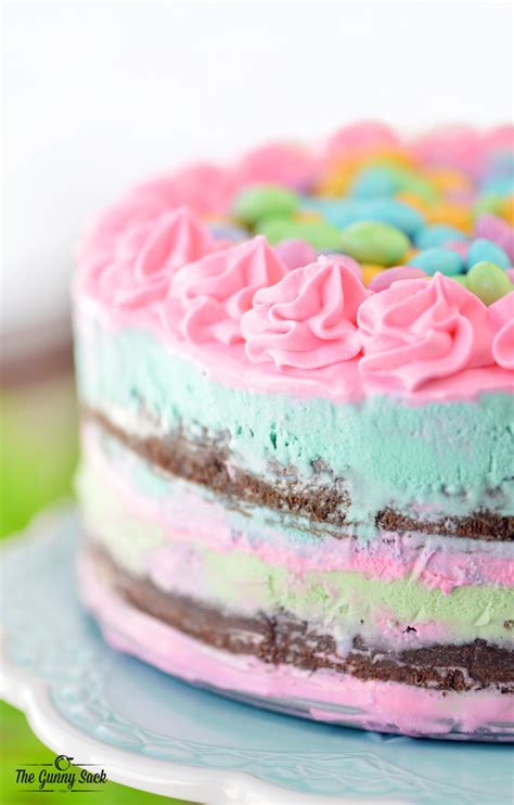 24 Decadent Ice Cream Cakes That Are Better Than A Boyfriend
