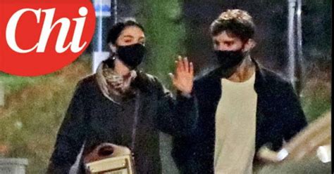Chi è mariacarla boscono, la presunta nuova fiamma di stefano de martino. De Martino ha una nuova fidanzata. Ecco chi è - Il Tempo