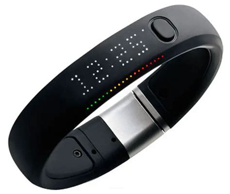 Nike Fuelband Fitness Track For Athletes At All Levels Of Fitness Tuvie