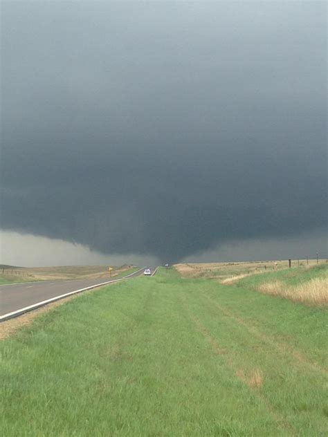 Tornadoes Roar Across Plains 12 Injured As Twister Slams Oklahoma City