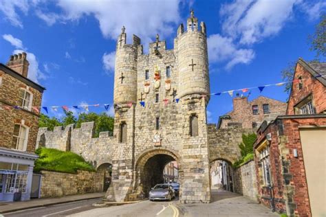 Why the historic city of York, England, should be top of your travel list : Luxurylaunches