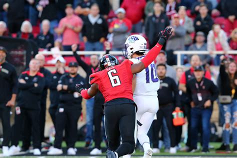 2024 NFL Draft Prospect Myles Cole: Athletic Profile and Draft