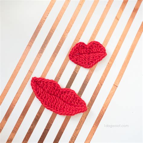 2 Crochet Lips Appliques For Photobooth Props One Dog Woof