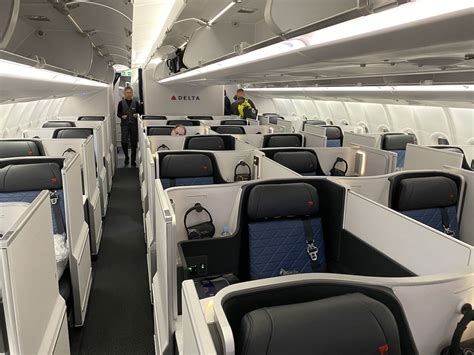 Delta Airlines A330 Cabin
