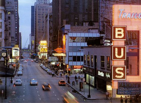 Downtown chicago is located on chicago's eastern border, along lake michigan. William Horberg: The Lost Movie Theaters of Downtown Chicago