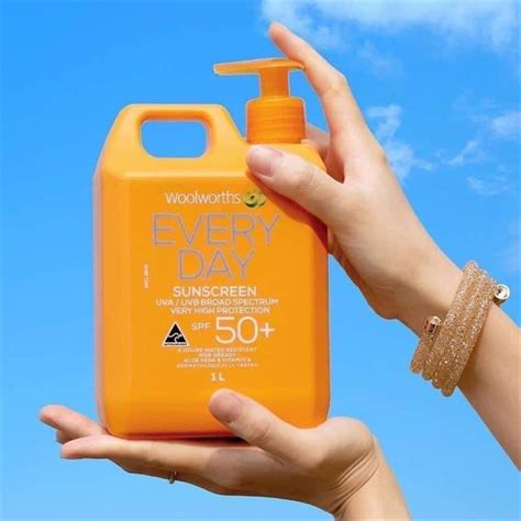 Kem ChỐng NẮng Woolworths Sunscreen Spf 50 1l