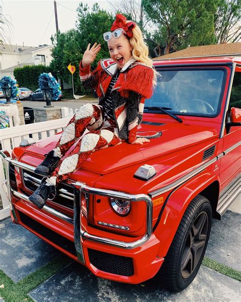 So, how much are these numbers worth the monitor? How Much Money Its Jojo Siwa Makes On YouTube - Net Worth ...