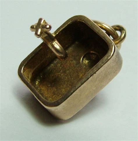 1960 S 9ct Gold Kitchen Sink Charm Sterling Silver Charm Gold