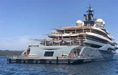 Jeff bezos is richest person in the world and he's building a fleet of yachts. Boat Yacht Rental: Jeff Bezos Mega Yacht