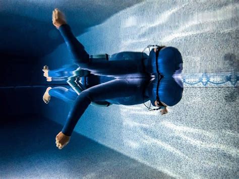 Pin By Marc Bolwell On Freediving Leather Pants Underwater