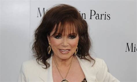 Jackie Collins Novelist Of Hollywood Glamour And Sex Dies Aged 77 Newsbomb