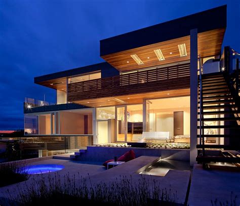 Take in the ocean view from our gloucester hotel rooms & suites. Elegant Orchard Way Enthralls With Open Interiors And Unabated Ocean Views