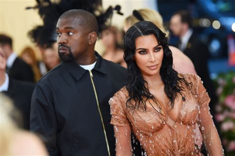 Kanye West Kim Kardashian Loveless Marriage Wests Turn To Therapy To