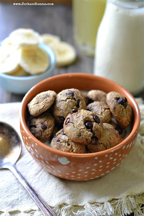 The baking soda absorbs moisture and the coffee filter is made of a porous material full of tiny holes that lets the air circulate easily and allows the baking soda to absorb. Homemade Cookie Crisp Cereal - Fork and Beans