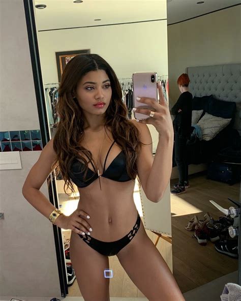 Danielle Herrington Thefappening Nude And Sexy The