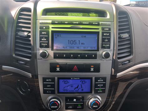That's because of the way hyundai sells vehicles—with a limited number of trims and builds—but it's also because nearly. Used 2011 HYUNDAI SANTA FE LIMITED For Sale ($9,450 ...