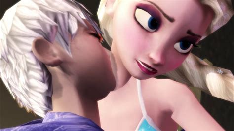 Disney Frozen2 Sexy Elsa Excited For Vampire Bite From Jack Frost