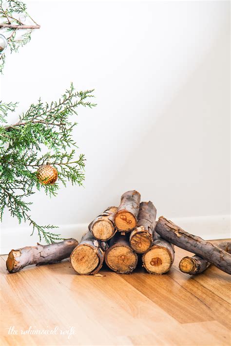 Quick And Easy Diy Pine Branch Christmas Tree — The Whimsical Wife Cook