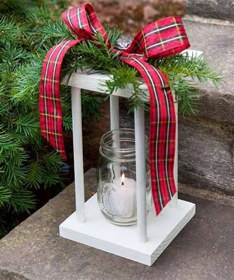 30 Exciting Christmas Lanterns For Indoors And Outdoors Ideas