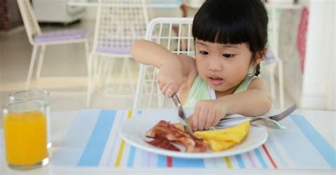 Jamur tidak hanya berfungsi sebagai sumber serat dan kalori, tapi juga. Makanan Simple Tetapi Berkhasiat Baik Untuk Otak Anak ...