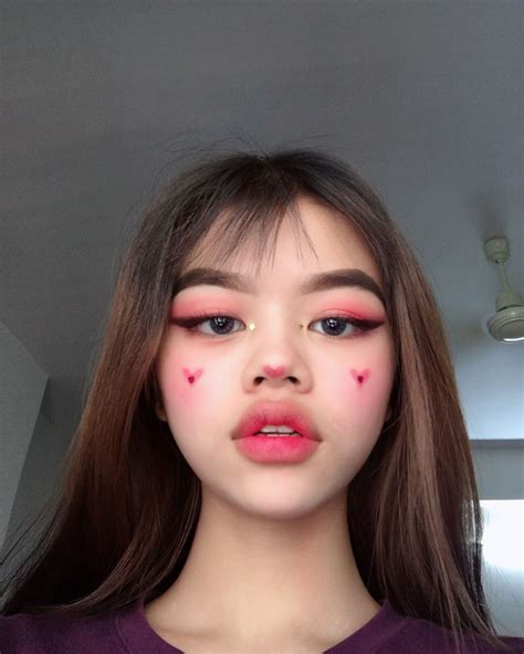 Pin By ᵁᴿ ᴳᴿᴬᴺᴰᴾᴬ ˢᴴᴬᵞ 🍥 🍑 On Girls Makeup Inspiration
