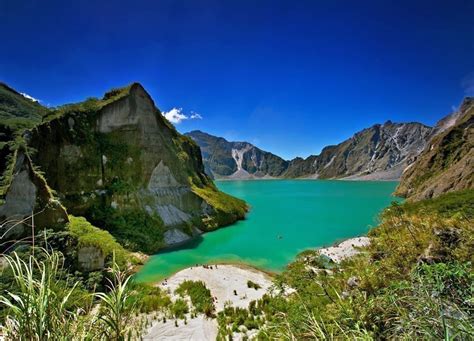 10 Most Amazing Lakes In The World You Should Visit Page 8 Of 11