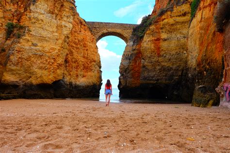 Its pretty old town has streets full of whitewashed houses, mosaic pavements and ancient city walls. How to Spend 2 Days in Lagos, Portugal | Twirl The Globe