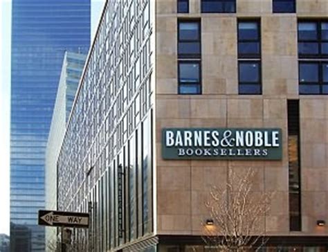 The barnes and noble at the somerville circle in nj couldnt be nicer! Barnes & Noble - Tribeca, New York NY