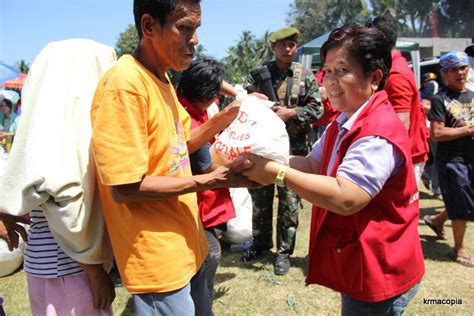 dswd pours in 7m aid to earthquake victims in bohol department of social welfare and development