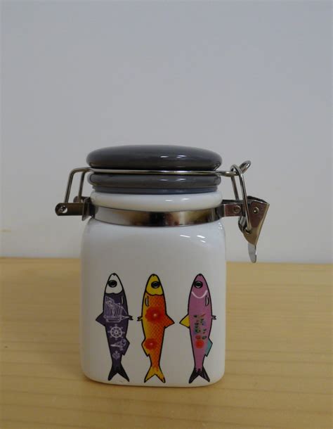 Jk, we love the thc side of the cannabis plant but unfortunately, there's still some work to be done and hurdles we must climb. Mini pot Sardines - Sel de Vie