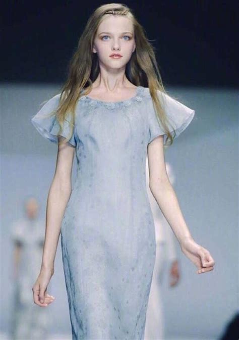 俄罗斯仙女模特弗拉达·洛丝亚珂娃，真的是美出天际