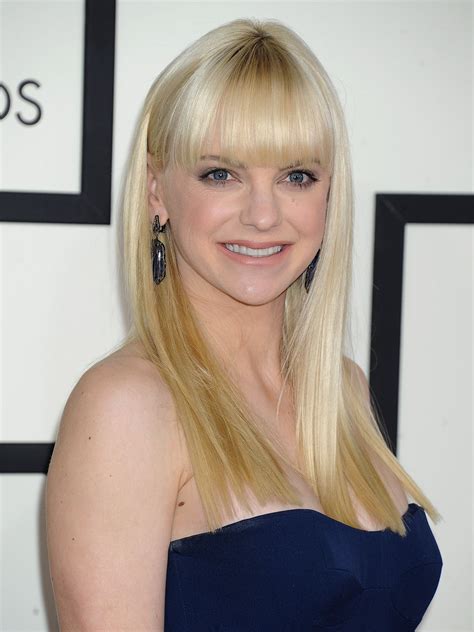 ANNA FARIS at 2014 Grammy Awards in Los Angeles - HawtCelebs