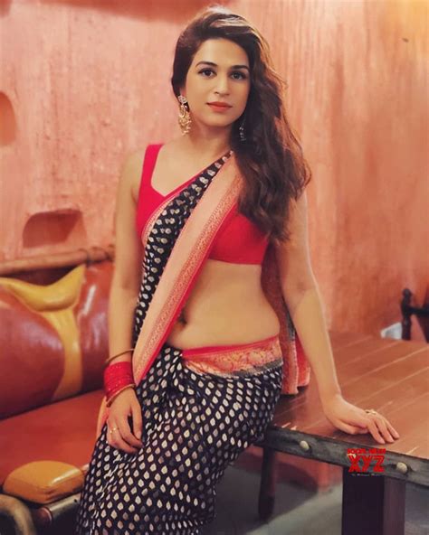 Actress Shraddha Das Hot And Sexy Saree Stills Social News Xyz