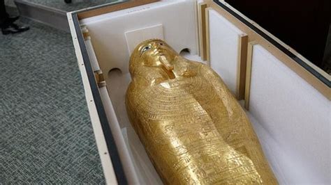 Us Returns Stolen 4m Ancient Gold Coffin To Egypt Al Bawaba