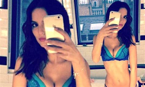 Lucy Watson Flaunts Her Ample Assets And Impeccably Toned Abs In