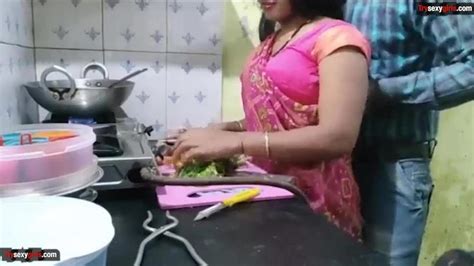 Bhabhi Ki Hui Kitchen Me Chudai Apni Lover K Sath