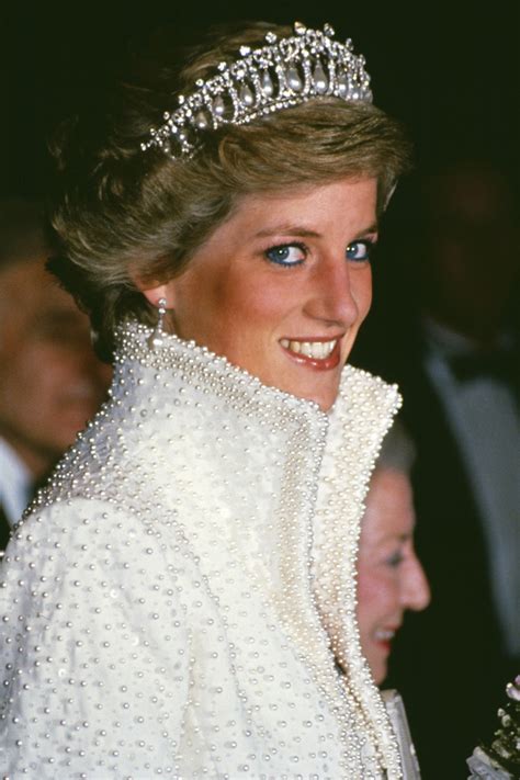 La princesa diana de gales se ha convertido en tendencias en las últimas semanas, debido a la la imagen es inédita: Diana De Gales: Biografía y muerte