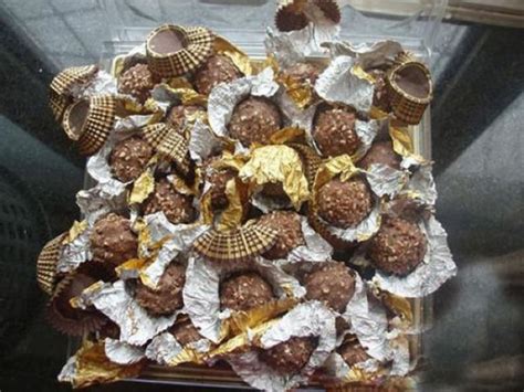 Shop for ferrero rocher chocolates at walmart.com. Ulat Dalam Coklat Ferrero Rocher (8 Gambar) | Blog Speaker ...