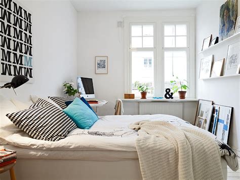 Small Bedroom Desks For A Narrow Bedroom Space Homesfeed