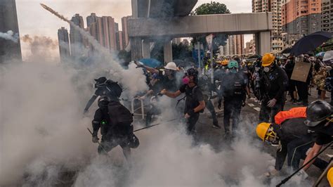 Hong Kong Protests Police Fire Tear Gas As Tens Of Thousands Demonstrate Where Mob Rampaged